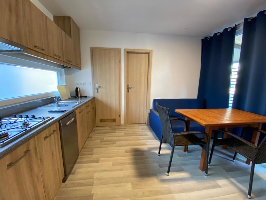 Mobile Homes Selce Luaran gambar